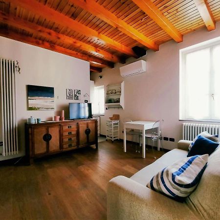 Appartamento ANTICA CORTE, bilocale nel centro storico di Côme Esterno foto